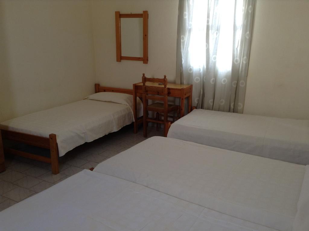 Rooms To Let Katerina & John'S Perissa  Pokój zdjęcie