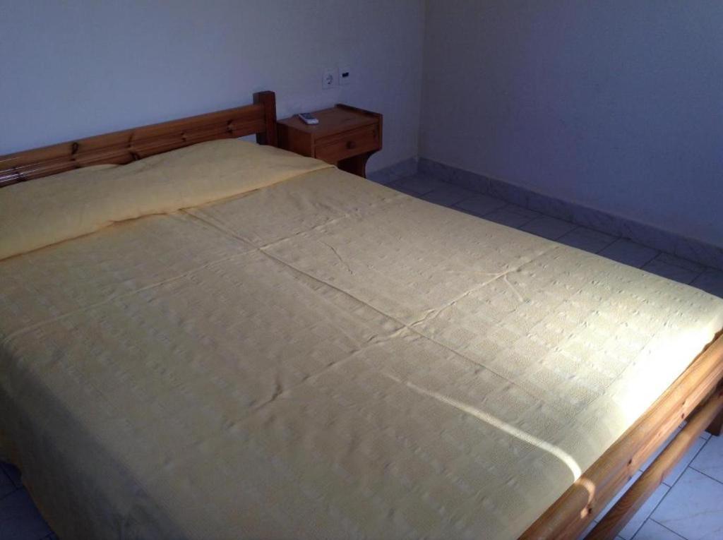 Rooms To Let Katerina & John'S Perissa  Zewnętrze zdjęcie