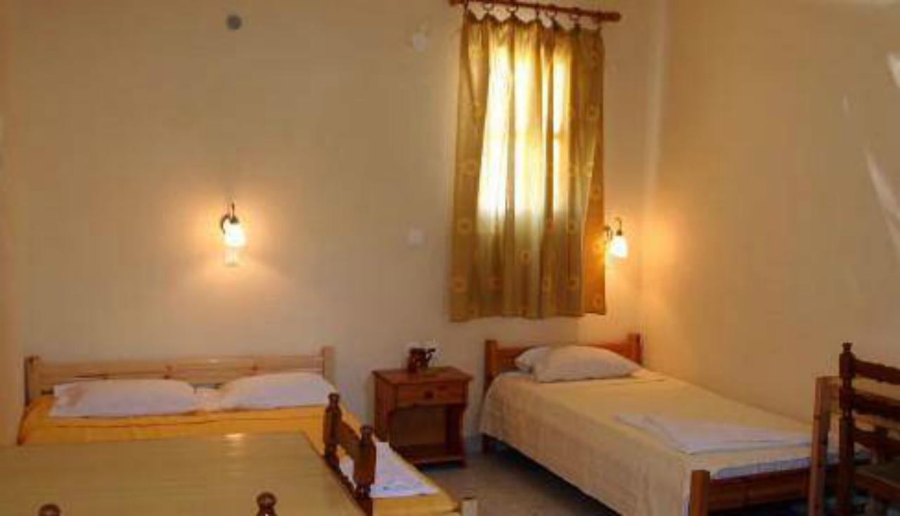 Rooms To Let Katerina & John'S Perissa  Zewnętrze zdjęcie