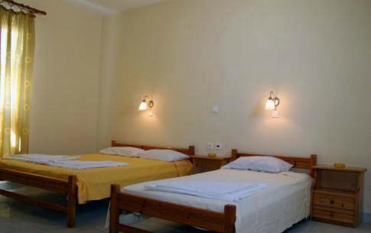 Rooms To Let Katerina & John'S Perissa  Zewnętrze zdjęcie
