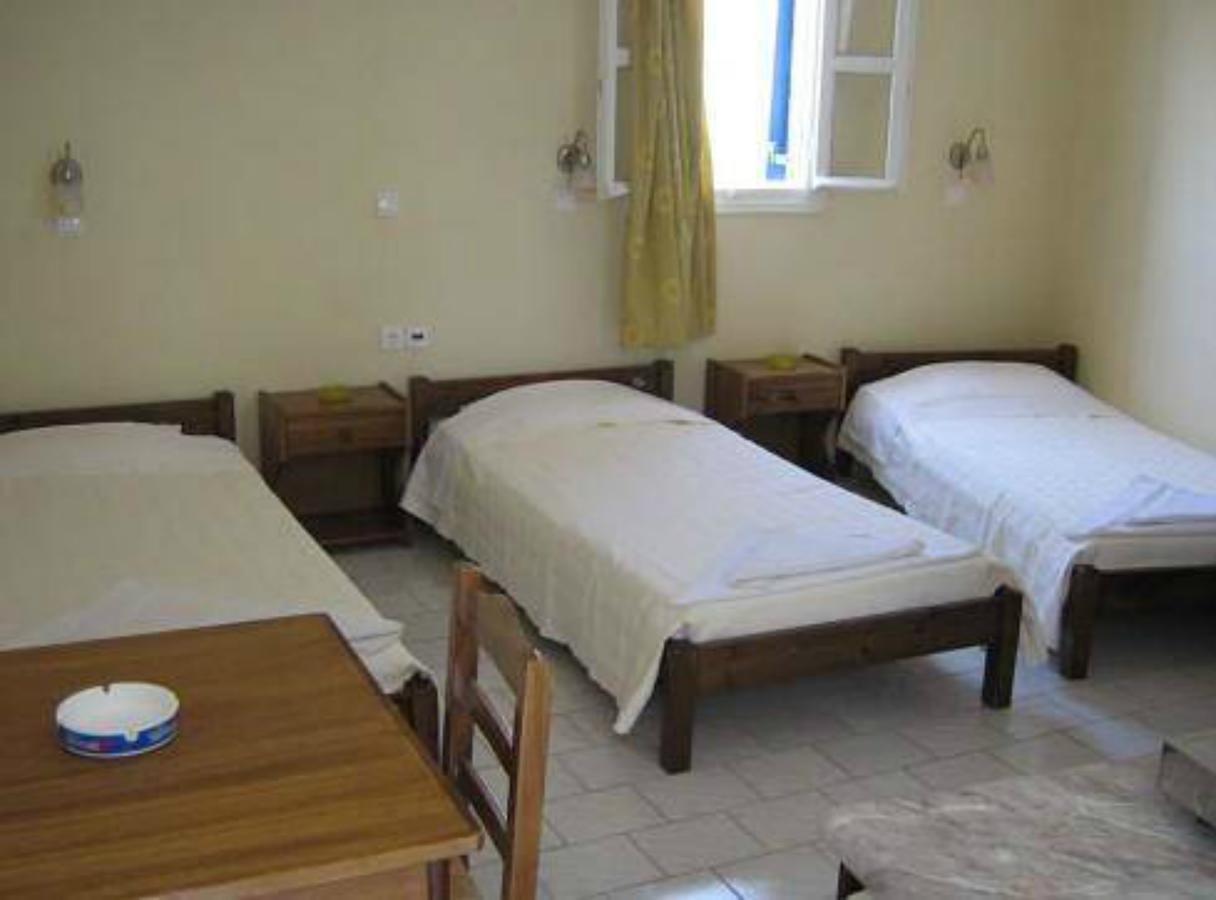 Rooms To Let Katerina & John'S Perissa  Zewnętrze zdjęcie